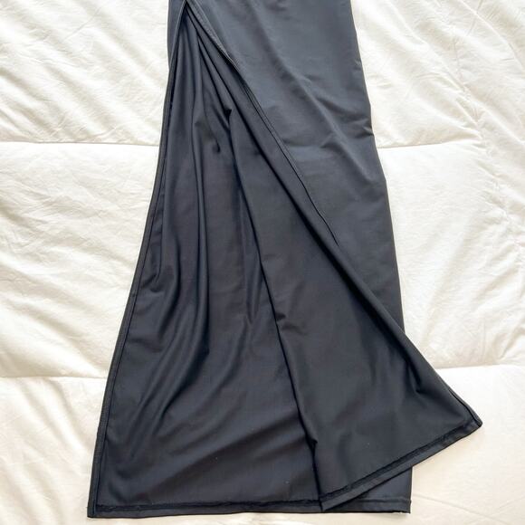 NWOT Beginning Boutique Simone Black Cut Out Maxi One Shoulder Dress Size 4 - Picture 6 of 10